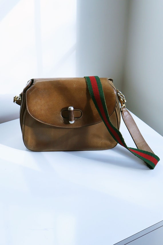 Vintage GUCCI 60s 1947 Brown Leather Bamboo Turn Lock Bag Vintage GUCCI 60s 1947 Brown Leather Bamboo Turn Lock Bag