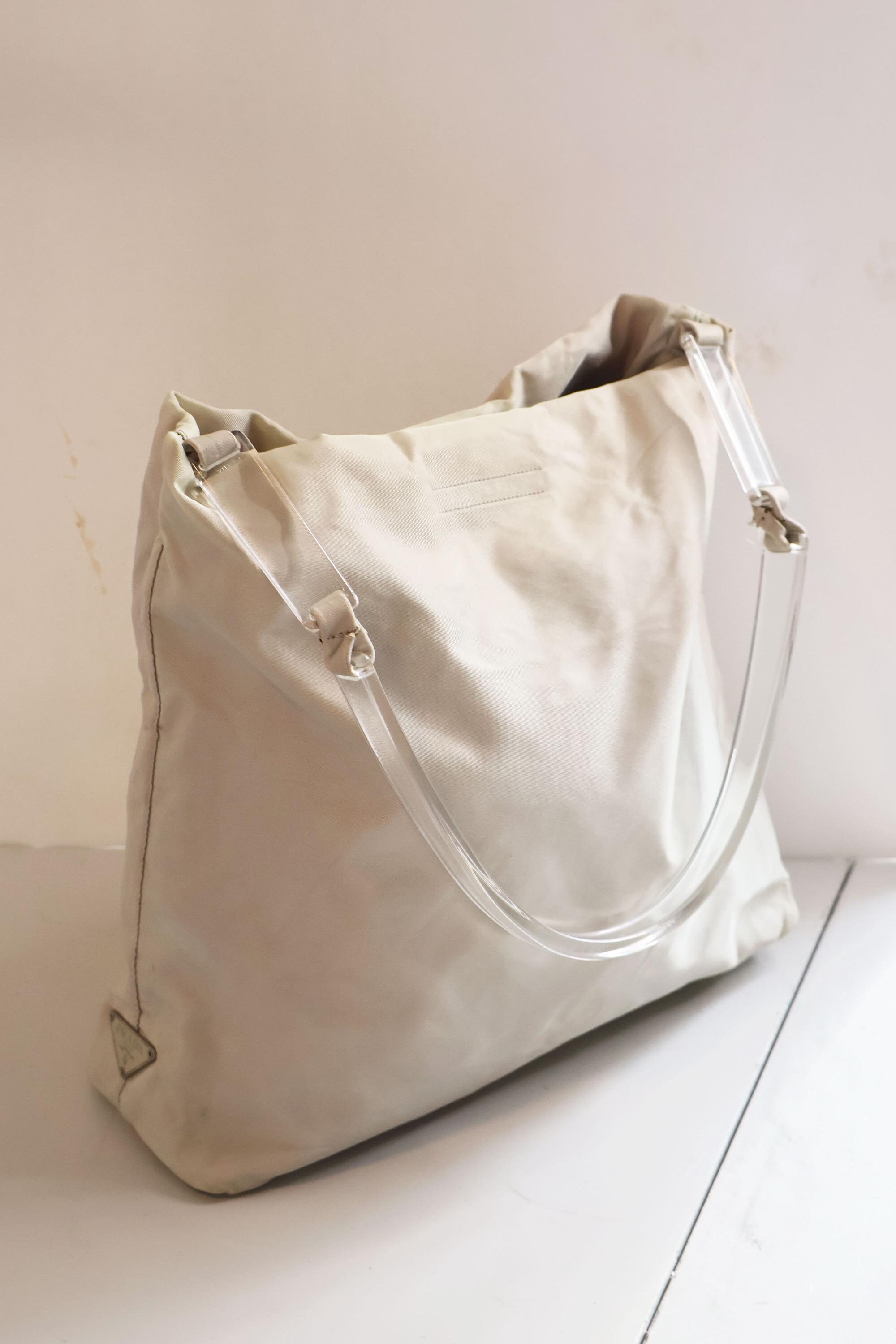バッグ 90s PRADA ARCHIVE MESH ENAMEL HAND BAG 90s PRADA ARCHIVE MESH ENAMEL HAND BAG - メルカリ