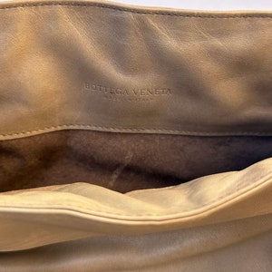 Bottega Veneta Nude Intrecciato Leather Convertible Shoulder Tote Bag with Braided Strap Woven Minimal Beige 90s image 9