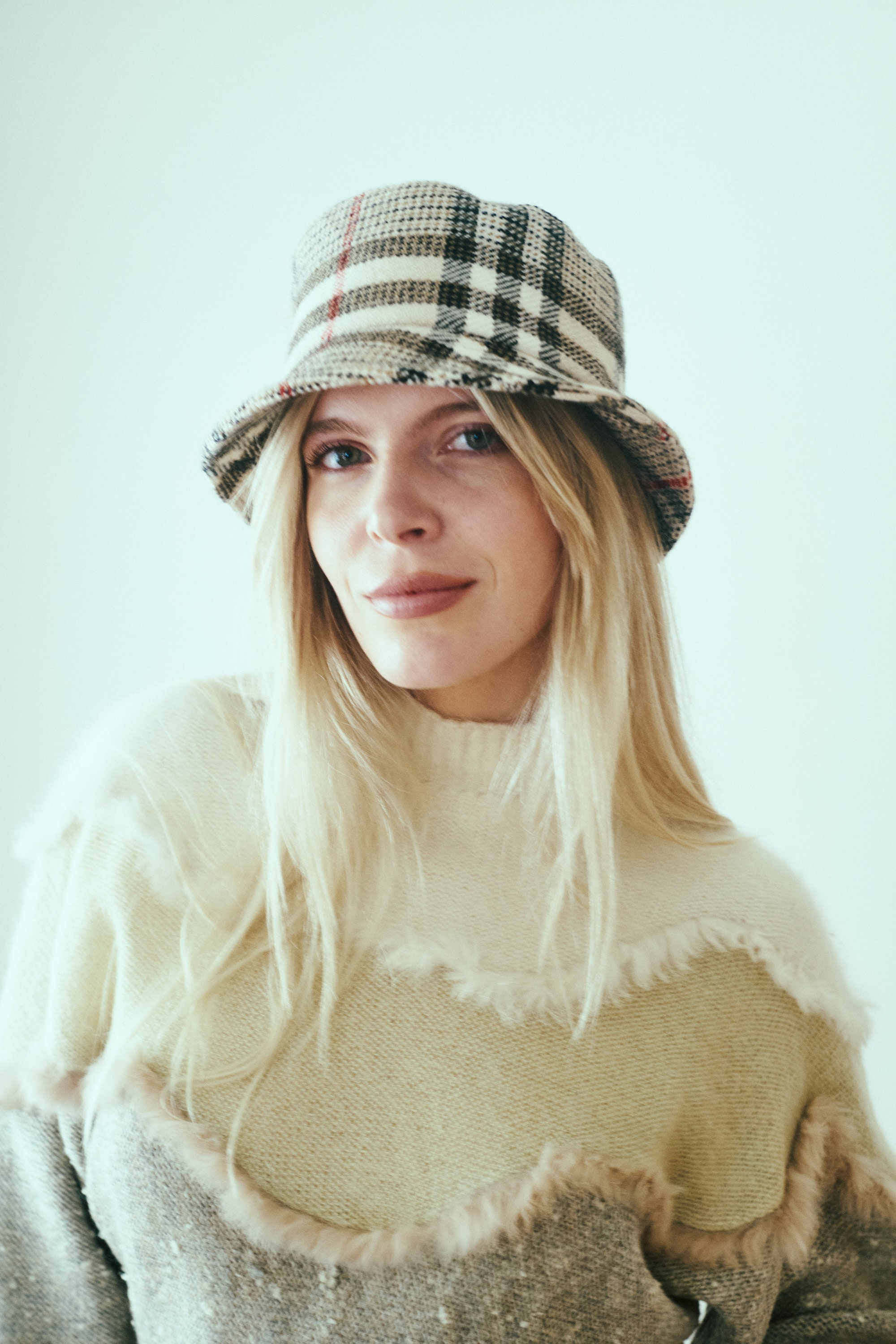 Vintage Burberry Hunting Hat Cap Beret Nova Check Blue 100