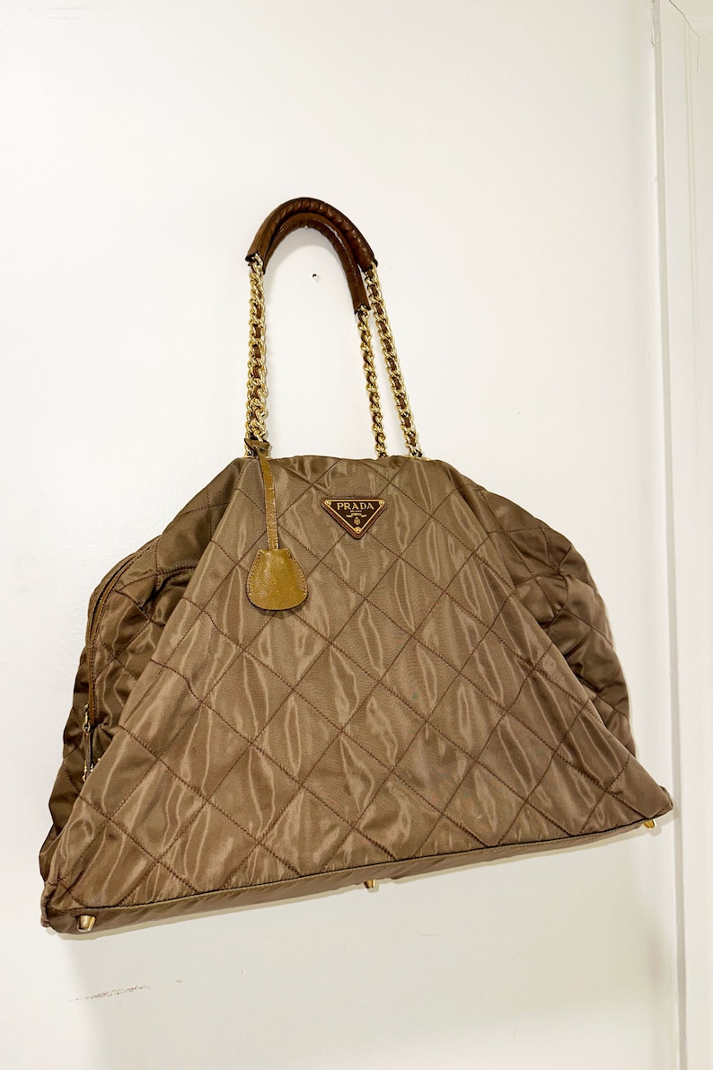 PRADA Army Quilted Catena Jumbo Carryall Bag with Gold Chain Strap Gold Hardware 1980s 1990s Tessuto Vela Tote image 2
