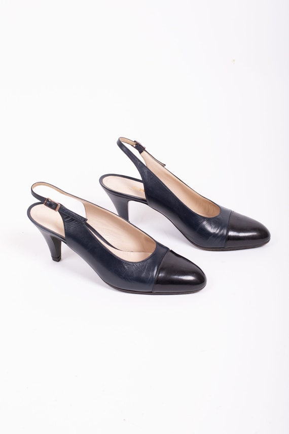 CHANEL 1980s Black + Navy Two Tone Suede Slingback