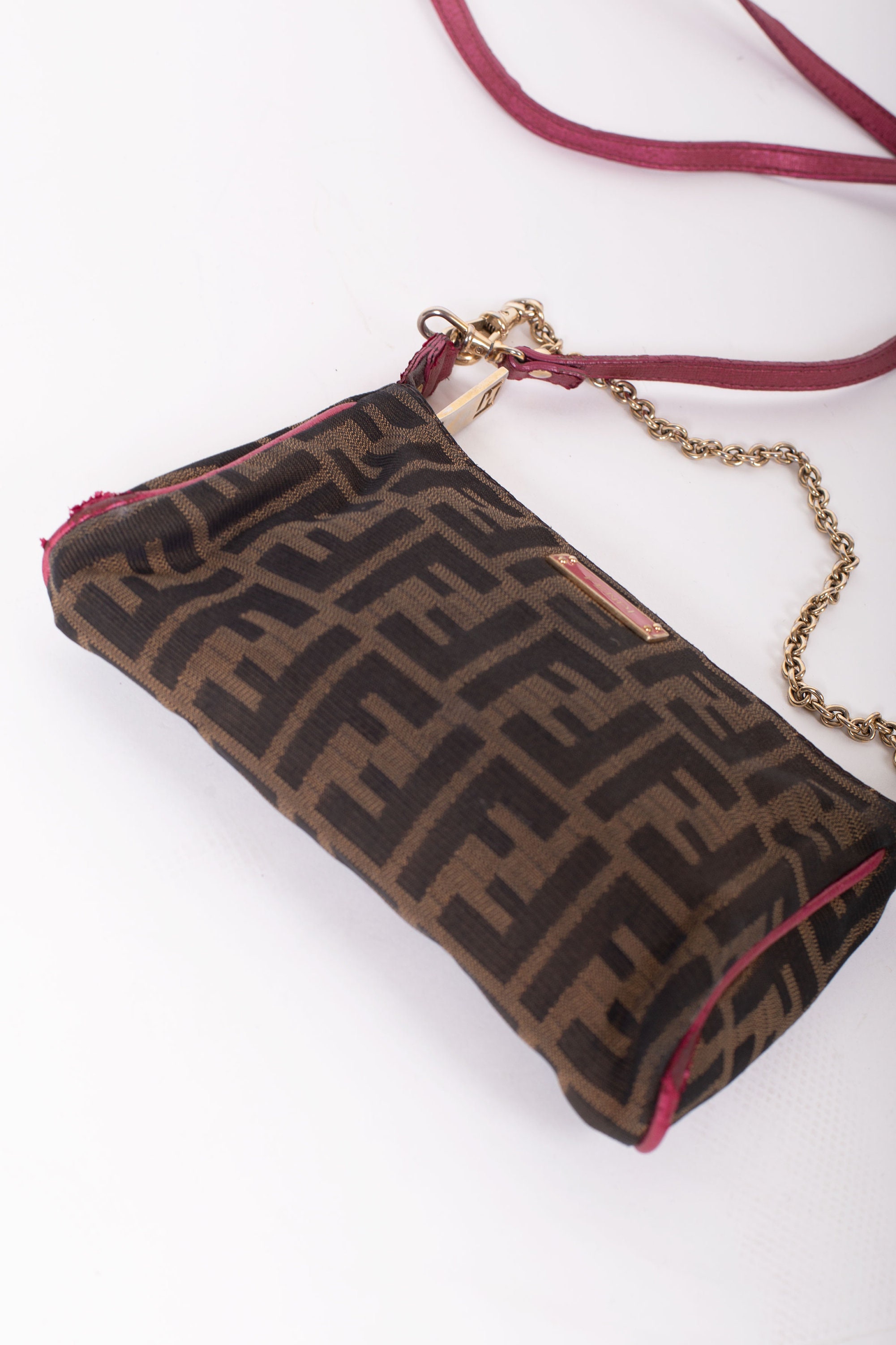 pochette fendi con catena