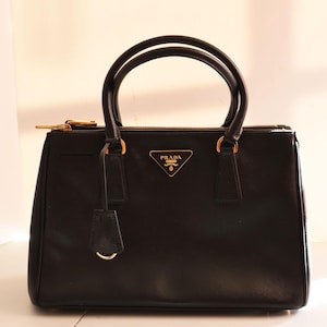 Rare 00’s PRADA archive handbag leather Rare 00's PRADA archive handbag leather