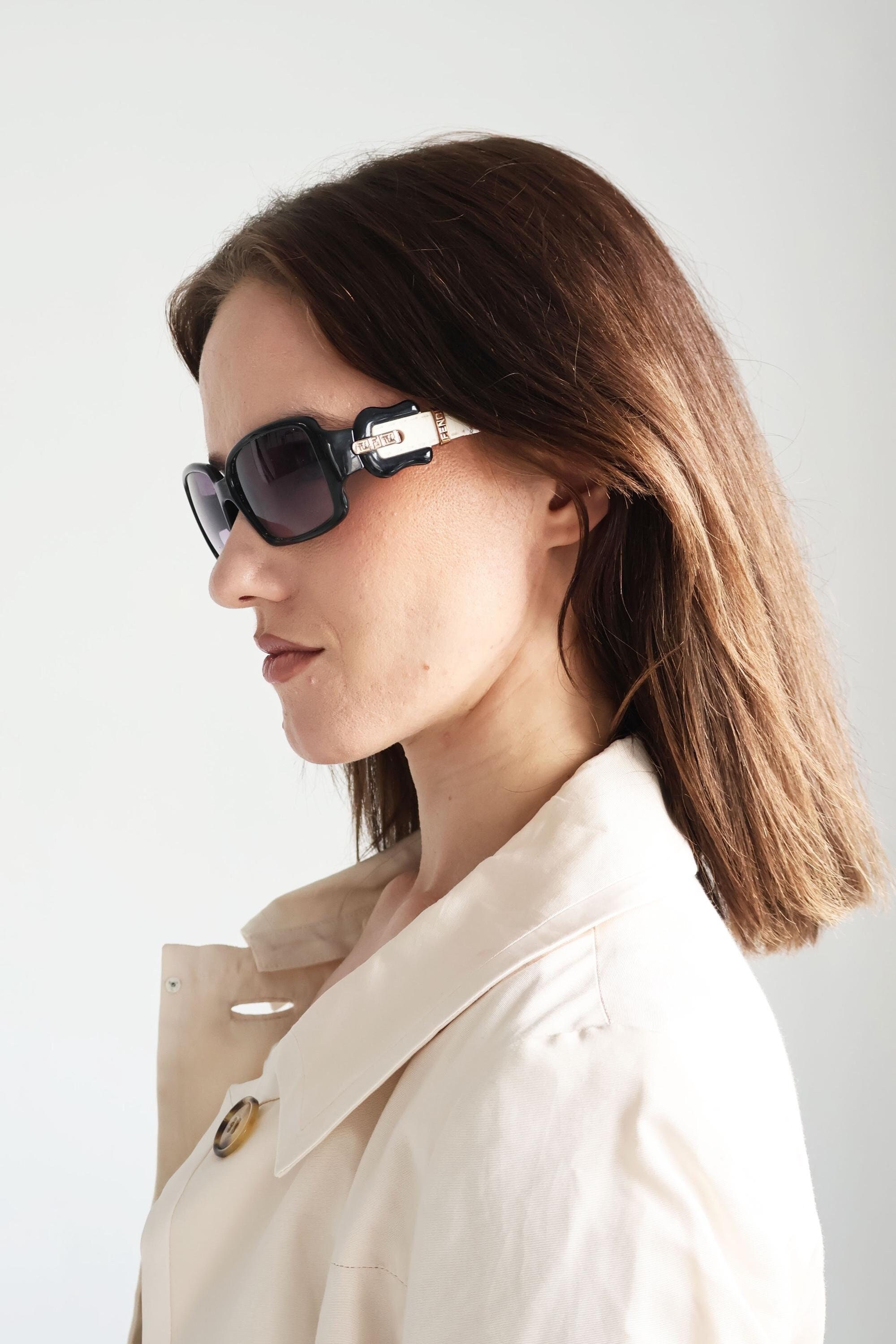 FENDI Y2K Polarized B Buckle Sunglasses With Zucca Logo +  display picture 1