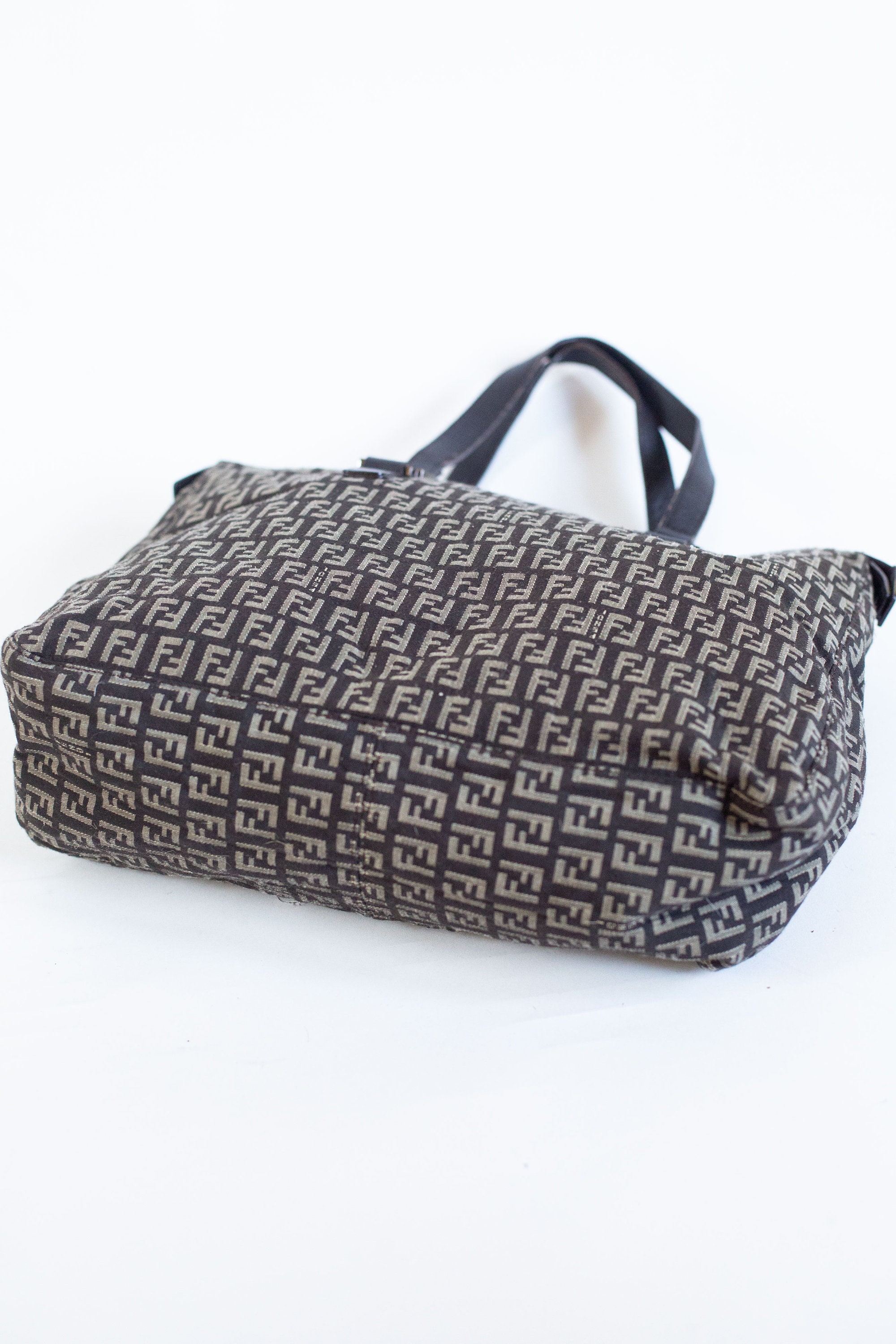 FENDI Vintage Zip Tote in Black Zucchino Canvas Medium
