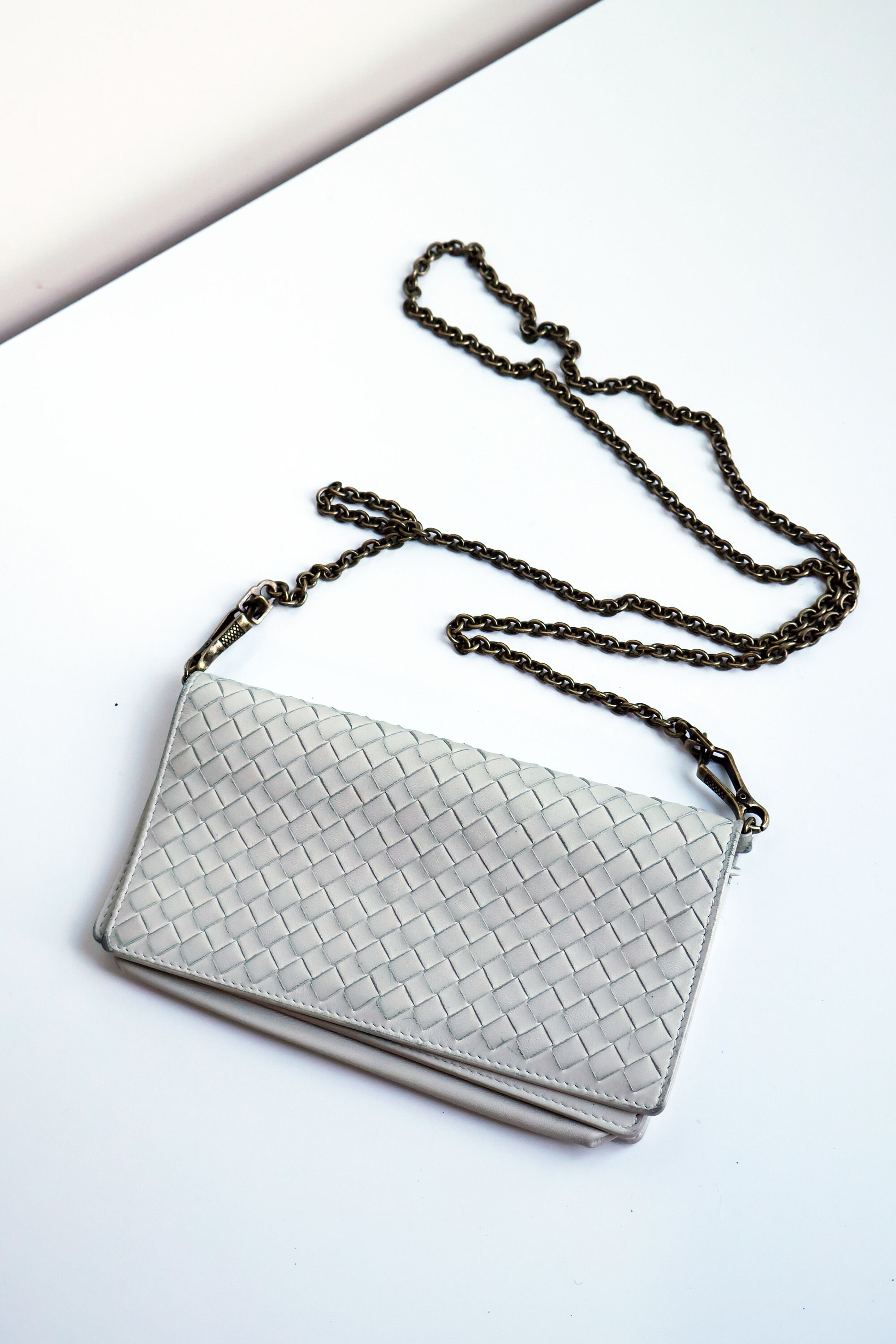 Bottega Veneta White Intrecciato Leather Wallet on Chain Bottega Veneta White Intrecciato Leather Wallet on Chain