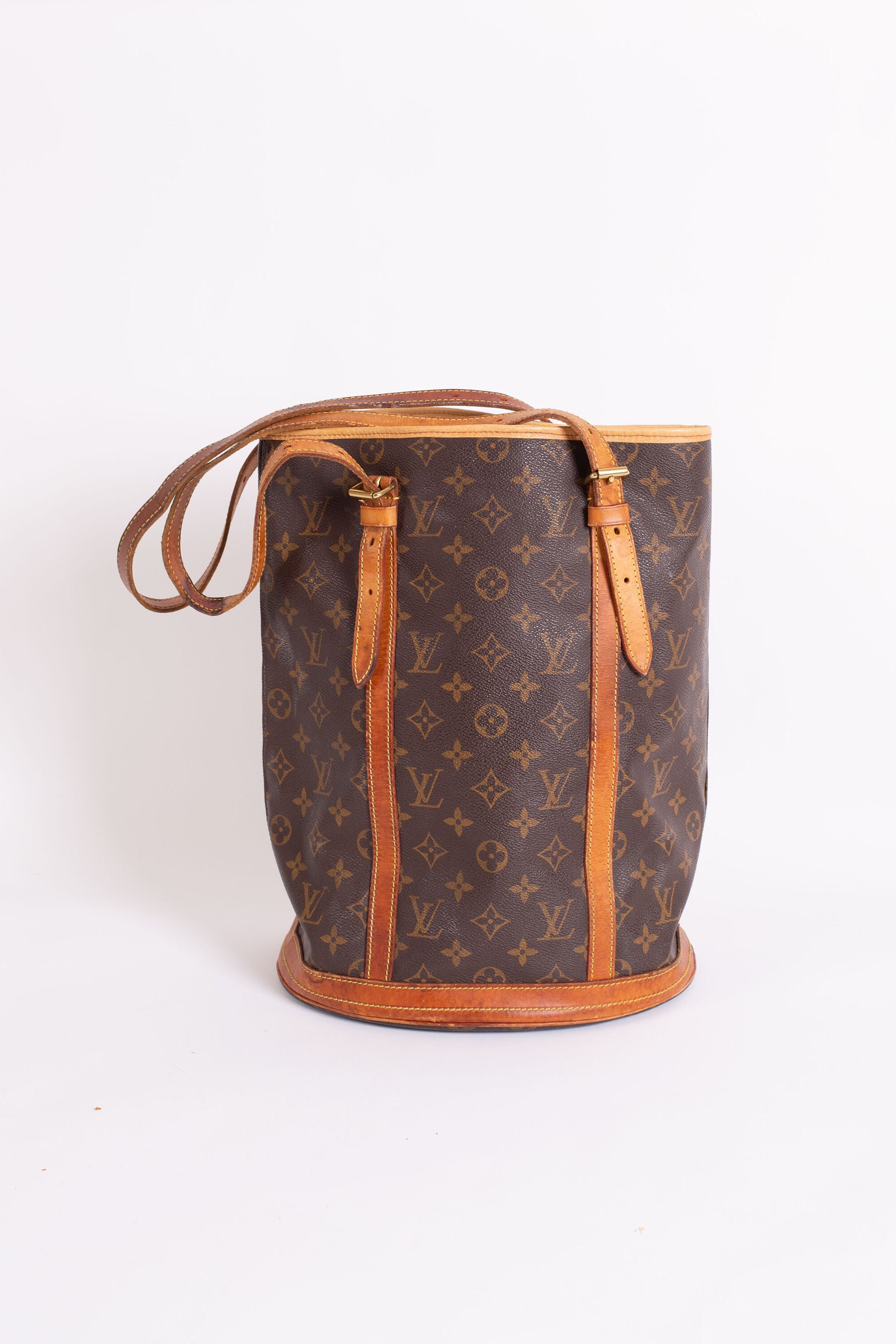 Louis Vuitton Vintage Monogram GM Bucket Bag Tote Carryall Noe LV Logo  Monogram Canvas + Leather