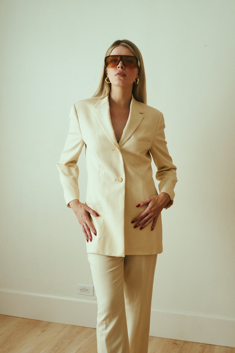 1990s Gianni Versace COUTURE Cream Silk Tailored Suit with Medusa Logo V Buttons IT 42 S M Wool Silk Off White Atelier image 4