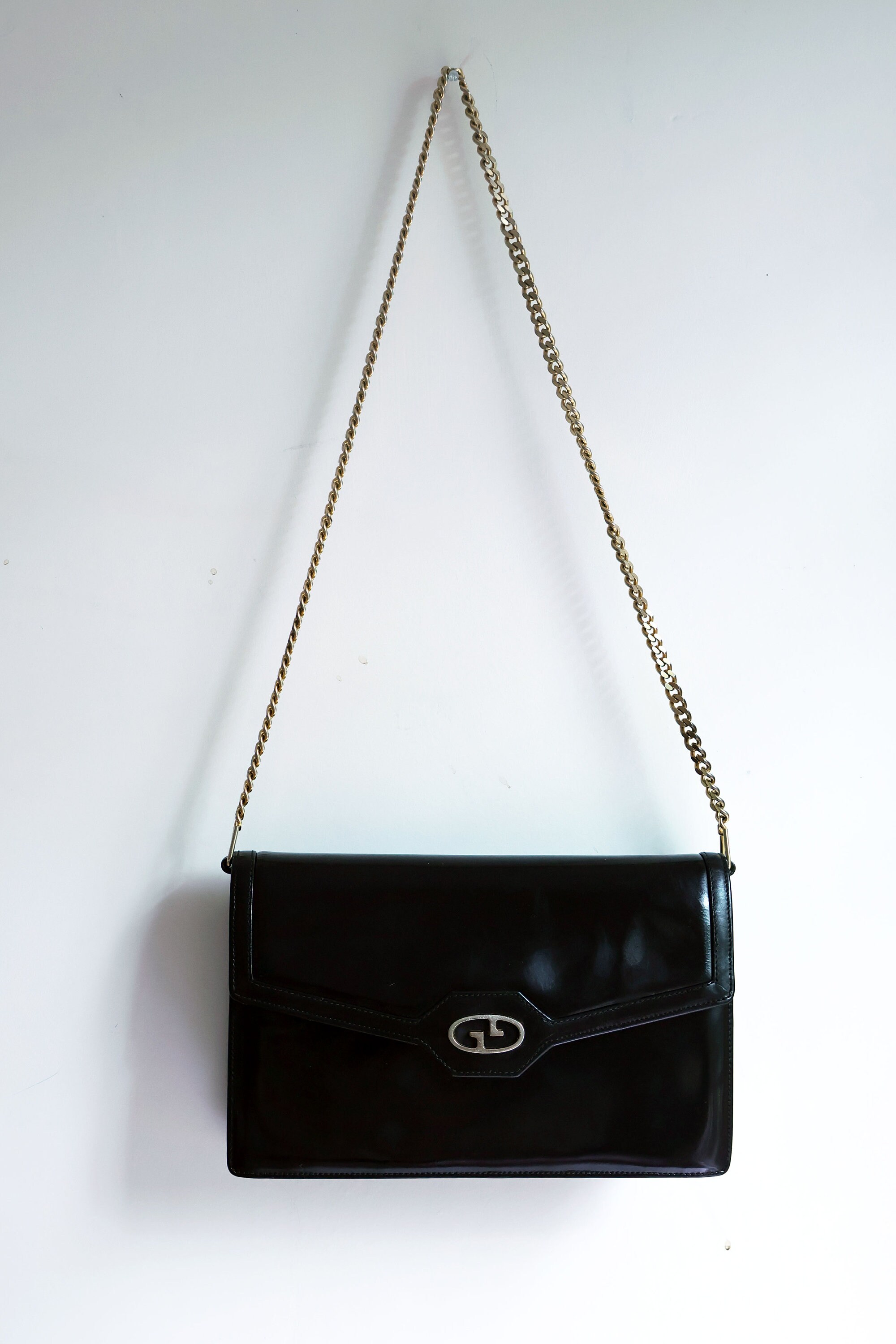 Vintage GUCCI 1970s Black Shiny Leather Chain Strap Vintage GUCCI 1970s Black Shiny Leather Chain Strap