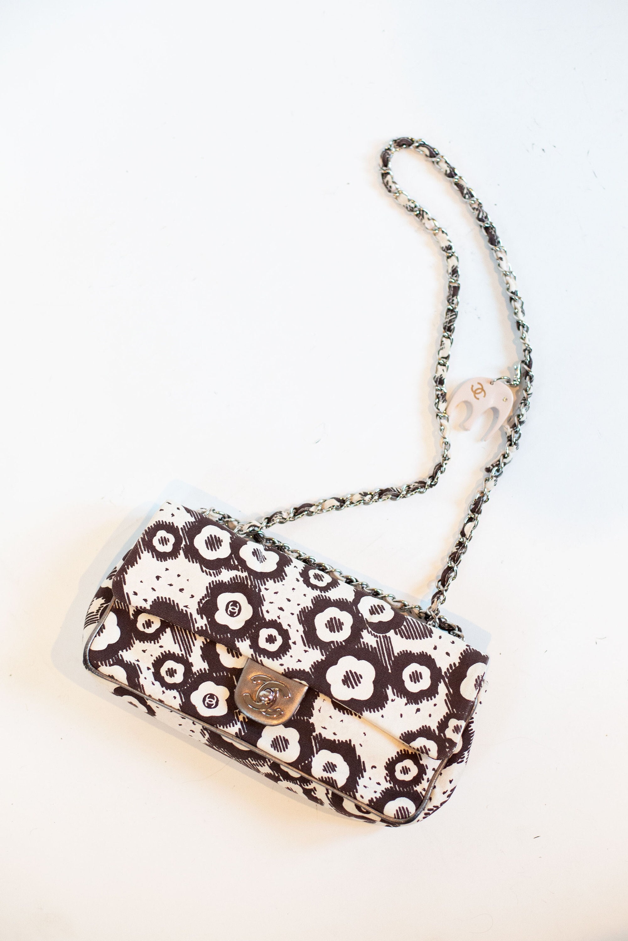 Vintage CHANEL Brown Cream Camellia Pattern Fabric Flap Bag -  Israel