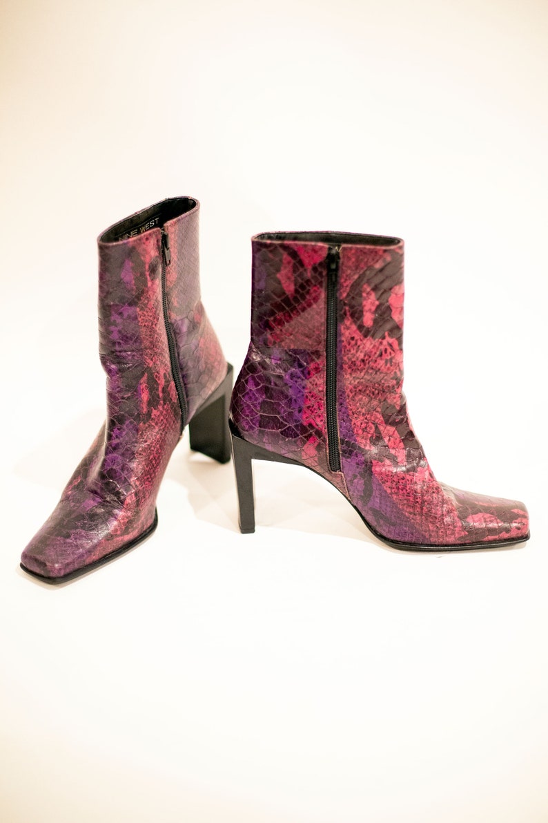 Vintage Faux Snakeskin Purple Pink Ombré Square Toe Ankle Boots sz 7 Nine West Heels Y2K image 6