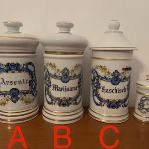 Ancien pot à pharmacie, apothicaire, Arsenic, Marijuana, Haschisch, porcelaine Limoges, vintage, France, années 1950