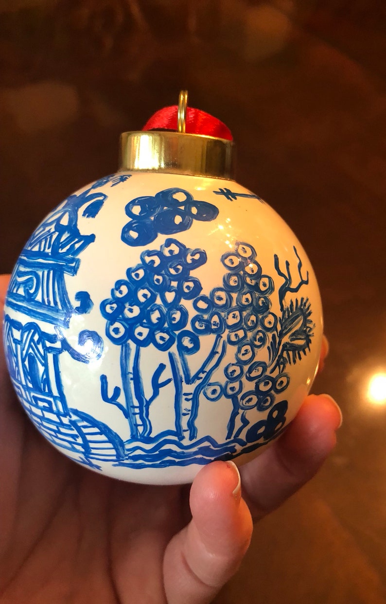 Chinoiserie Pagoda Christmas Ornament Blue /& White