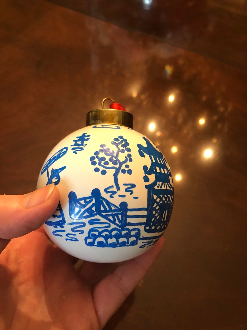 Chinoiserie Pagoda Christmas Ornament Blue /& White