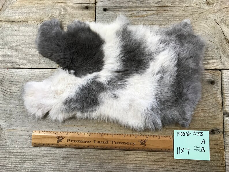 Natural Rabbit Fur One Average Magpie Harlequin Brown Rabbit Hide 190616-JJJ No