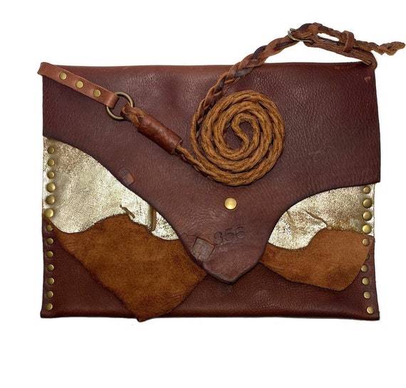 Murdoch's – Gun Tote'n Mamas - Distressed Leather Slim X-Body RFID  Concealed Carry Purse