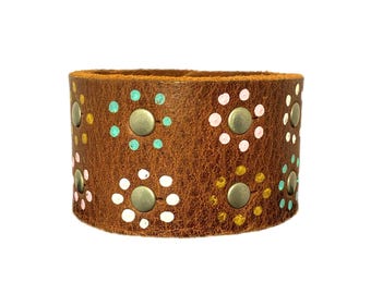 Pulsera de cuero pintada a mano