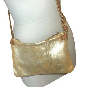 101 - Great Gatsby, Gold metallic Leder Geldbörse, Crossbody Geldbörse, Leder Geldbeutel, goldene Geldbörse, kleine Ledertasche, kleine Crossbody, Metall goldfarben,