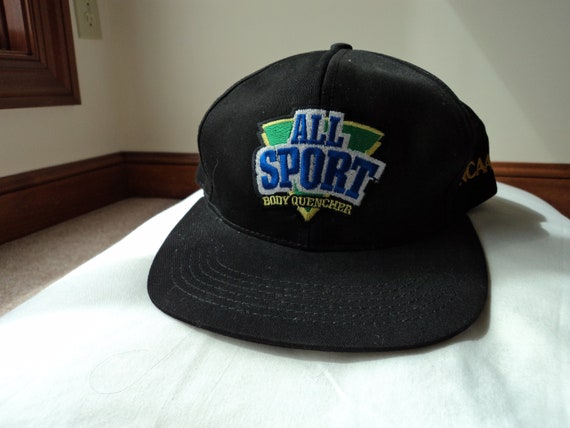 ncaa baseball caps