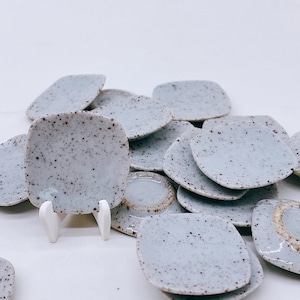 10 pieces Miniature Ceramic stone plate decorate for doll