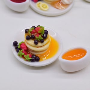 Miniature Pancake with Gravy ,Miniature Fake Cake,Miniature Bakery,Miniature Sweet,Dollhouse cake,Dolls and miniature