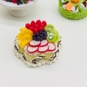 Miniature Fruit Cake,Miniature sweet,Dollhouse cake,Dolls and miniature