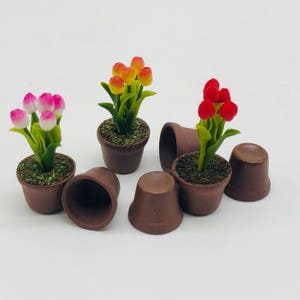 10 Miniature Clay Flower Pots: 14mm Dollhouse Garden Decor