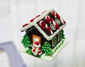 Miniatuur peperkoekhuis, kersttaart poppenhuis, polymeerklei