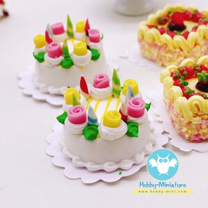 Pastel en miniatura de arcilla polimérica: Pastelería de casa de muñecas (20 mm)