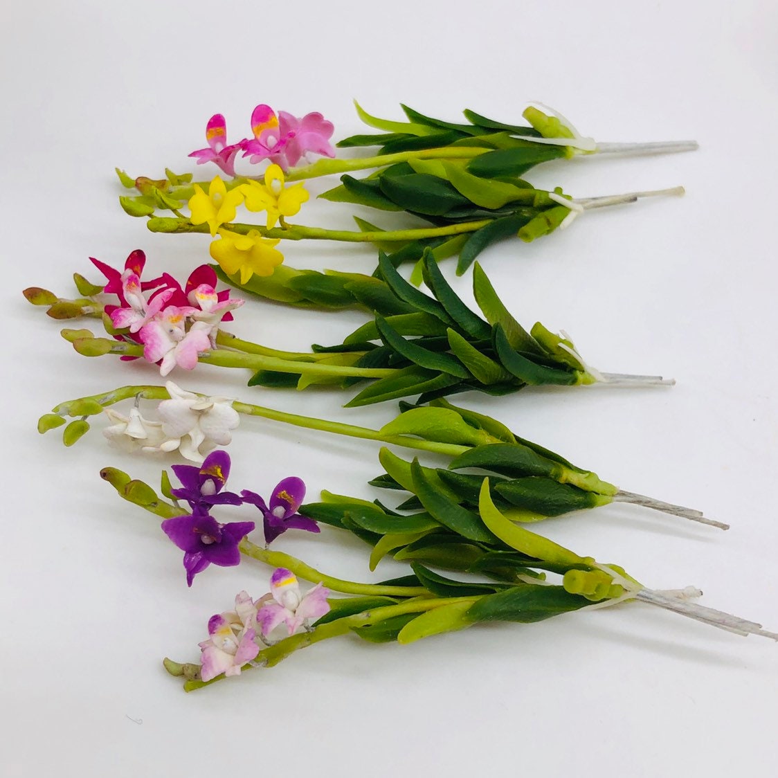 7 pieces Miniature Orchids fairy in garden decorate for dollhouse