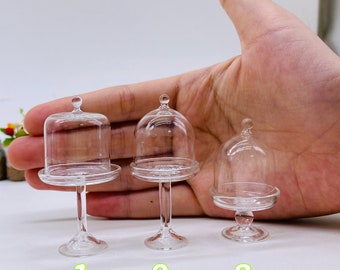 Espositore in miniatura con cupola: vetrina per casa delle bambole