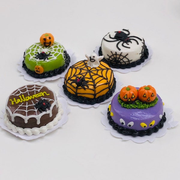 5 pieces Miniature Halloween Cake, Miniature Bakery, Miniature Sweet, Dollhouse cake, Dolls and miniature