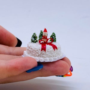 Miniature Christmas Cake,Miniature sweet,Dollhouse cake,Dolls and miniature