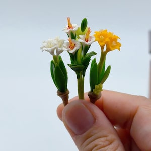Miniature Clay Flower Set: Dollhouse Fairy Garden Decor