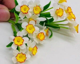 Miniature Yellow Narcissus Daffodil Dollhouse Flower Clusters Garden Decor 1:12