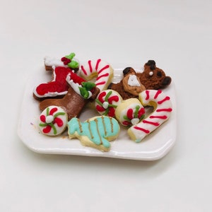 Set Miniatur Kekse Weihnachten auf Keramikteller für Puppenhaus