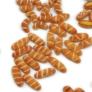10 pieces Miniature Bread, Miniature Bakery, Miniature Sweet, Dolls and miniature, miniature jewelry