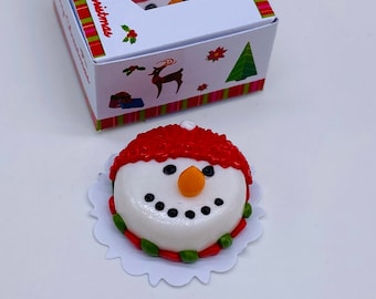 Miniatura per casa delle bambole, 1:12 Torta di fiori di Natale - Italia Miniatura per casa delle bambole, 1:12 Torta di fiori di Natale - Italia