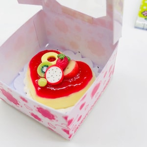 Miniature Fruit Cake, Miniature sweet Fake Cake, Dollhouse cake, Dolls and miniature size 1:12