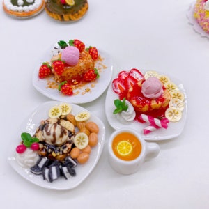 4 pieces Miniature Toast with Lemon tea, Miniature Sweet, Dollhouse cake, Dolls and miniature 1/10,1/12