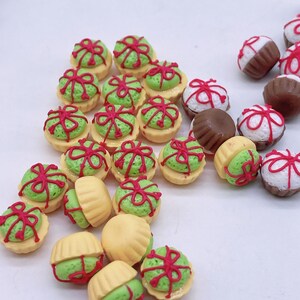 5 peças de miniaturas de cupcakes de Natal para coleção de casas de bonecas, casa de bonecas em miniatura, comida falsa escala 1:12