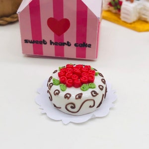 Miniature Rose Cake, Miniature sweet,Dollhouse cake,Dolls and miniature 1:12