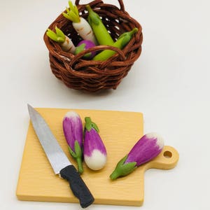 10 pieces Miniature Vegetable 1/12 scale Dollhouse Kitchen Accessories, Miniature eggplant