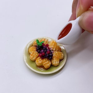 Miniature Pancake with sauce ,Miniature Fruit Cake,Miniature Bakery,Miniature Sweet,Dollhouse cake,Dolls and miniature