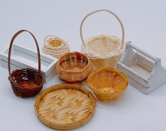 8 pieces Miniature Wicker mixed pattern, Miniature Basket, Miniature Doll's house and decorate doll