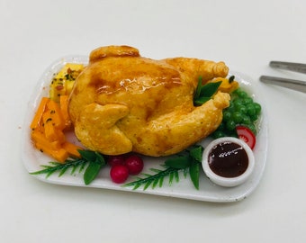 Miniature Thanksgiving Turkey: Dollhouse Food Decor
