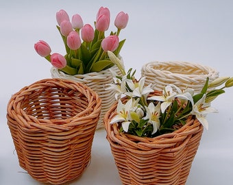 2 pieces Miniature basket, Miniature Garden Dollhouse 1:6