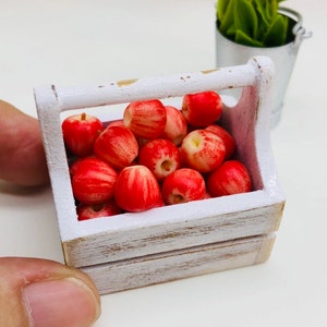 20 pieces Miniature Apple with vintage wooden box for Dollhouse Accessories scale 1/12