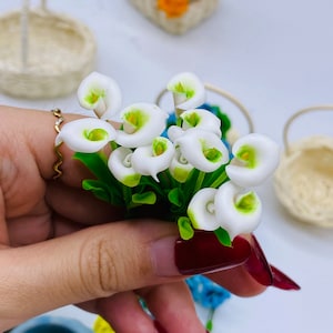 5 boeketten miniatuur witte calla leliebloem gemaakt van klei-polymeer voor redelijk tuinpoppenhuis